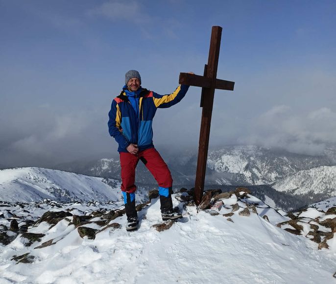 Пик Черского  и Кбжд. Горячее приключение на зимнем Байкале