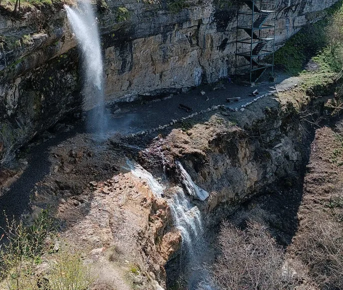 Восхождение на гору Акаро в Хунзахе.