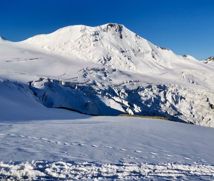 Восхождение на Казбек с севера: полностью автономный маршрут