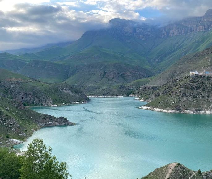 От Архыза до Осетии. Максимум локаций Кавказа за 12 дней