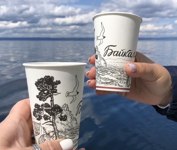 Байкал. По обе стороны воды