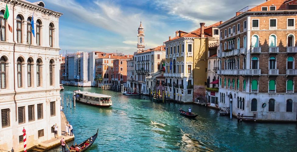 25 Amazing And Unique Places To Visit In Venice