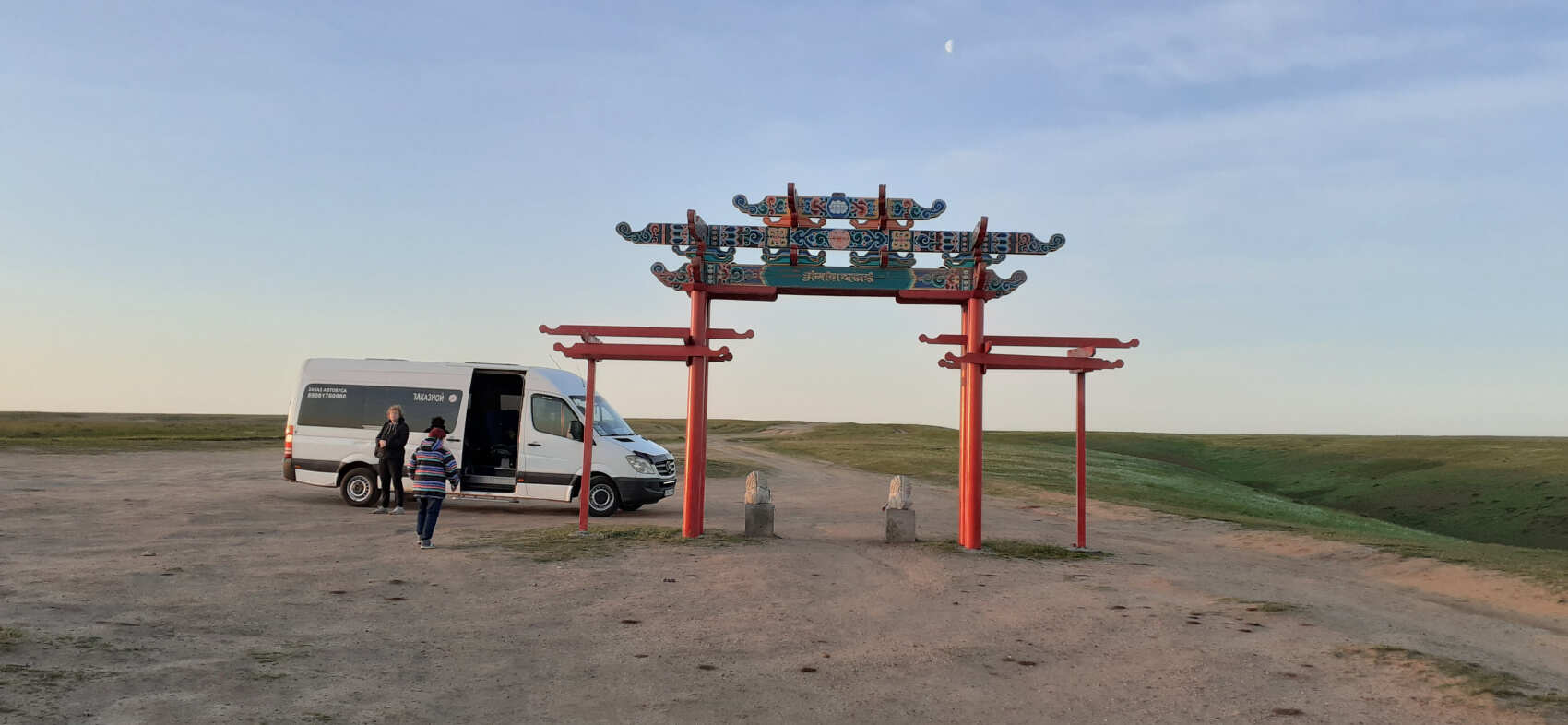 Калмыкия, тюльпанные поля, озеро Баскунчак и Золотая Элиста (5дн./5 ноч.) (25/51)