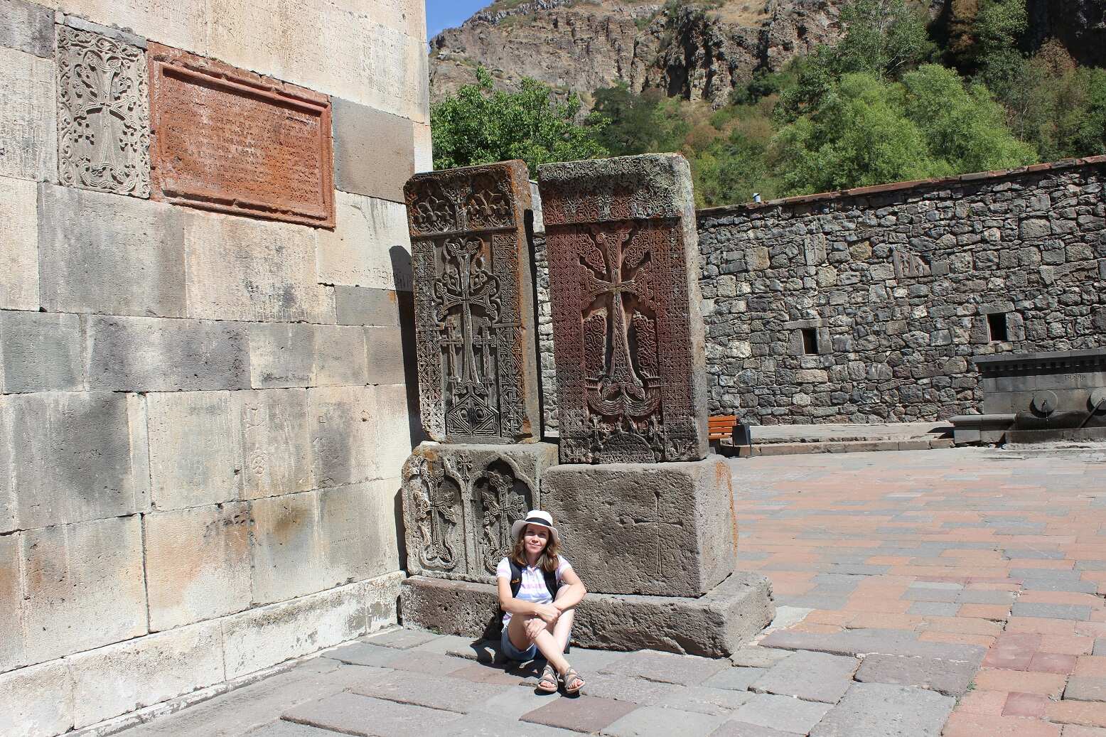 6-дн тур по Армении: древние монастыри и яркие локации (2/14)