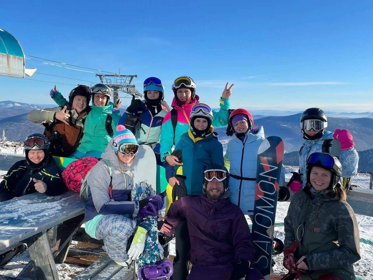 Тиндер тур в Шерегеш: в пещеры на снегоходах, фрирайд, парапланы (13/100)