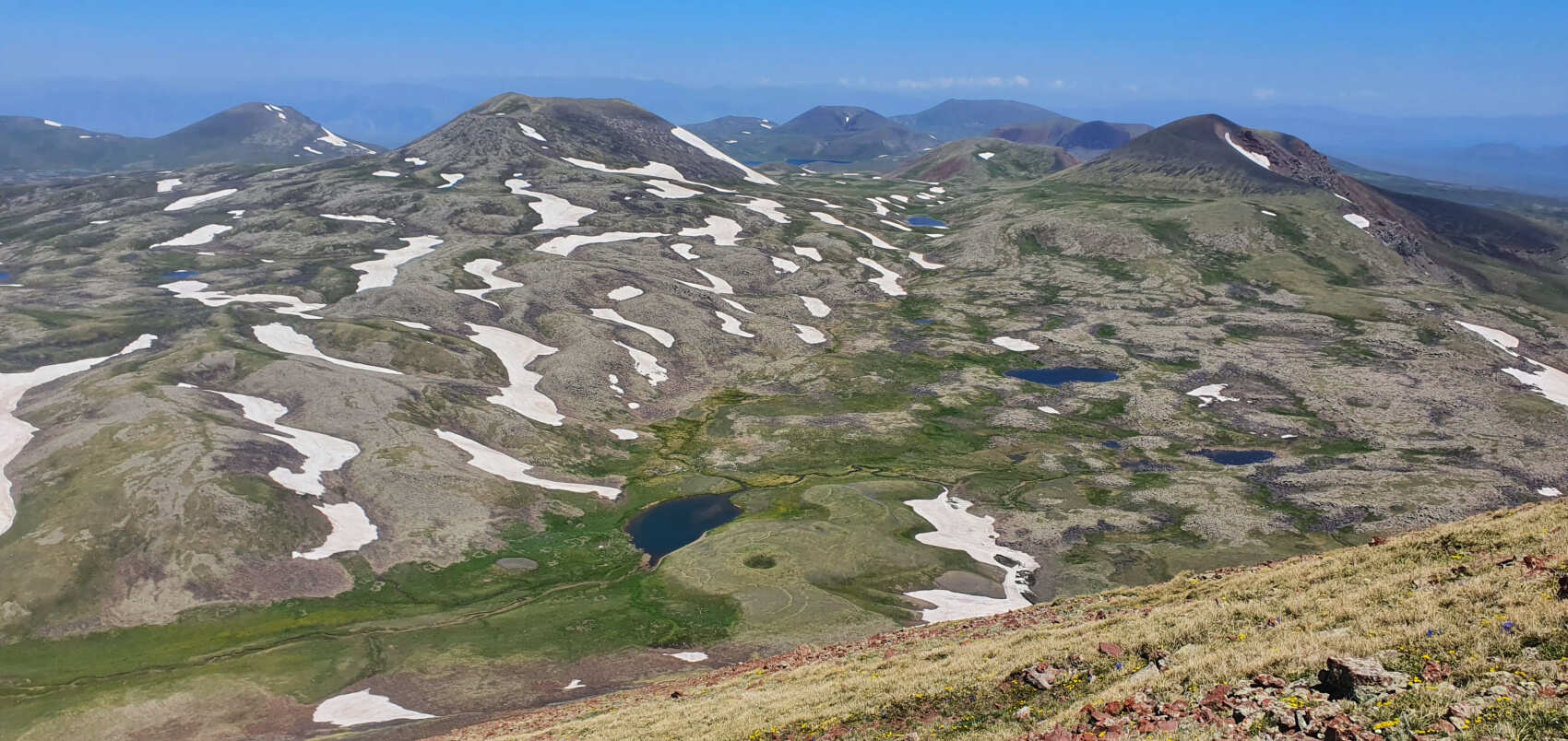 Огненные горы Гегамского  Хребта - джипинг и восхождение на вулкан Аждаак (3597м) (23/34)