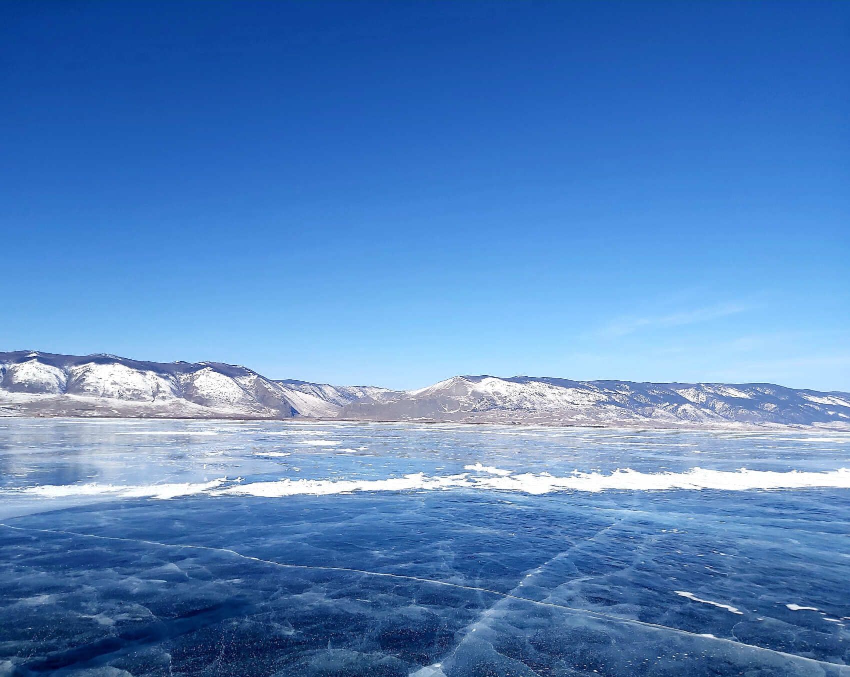 Индивидуальная экскурсия льду Малого моря Байкала, о.Ольхон.