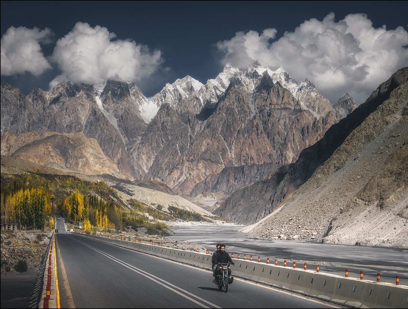 Пакистан  от дворцов Лахора до ледников Хунза