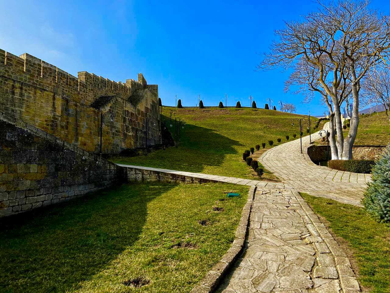 Дербент и экраноплан Лунь (5/14)