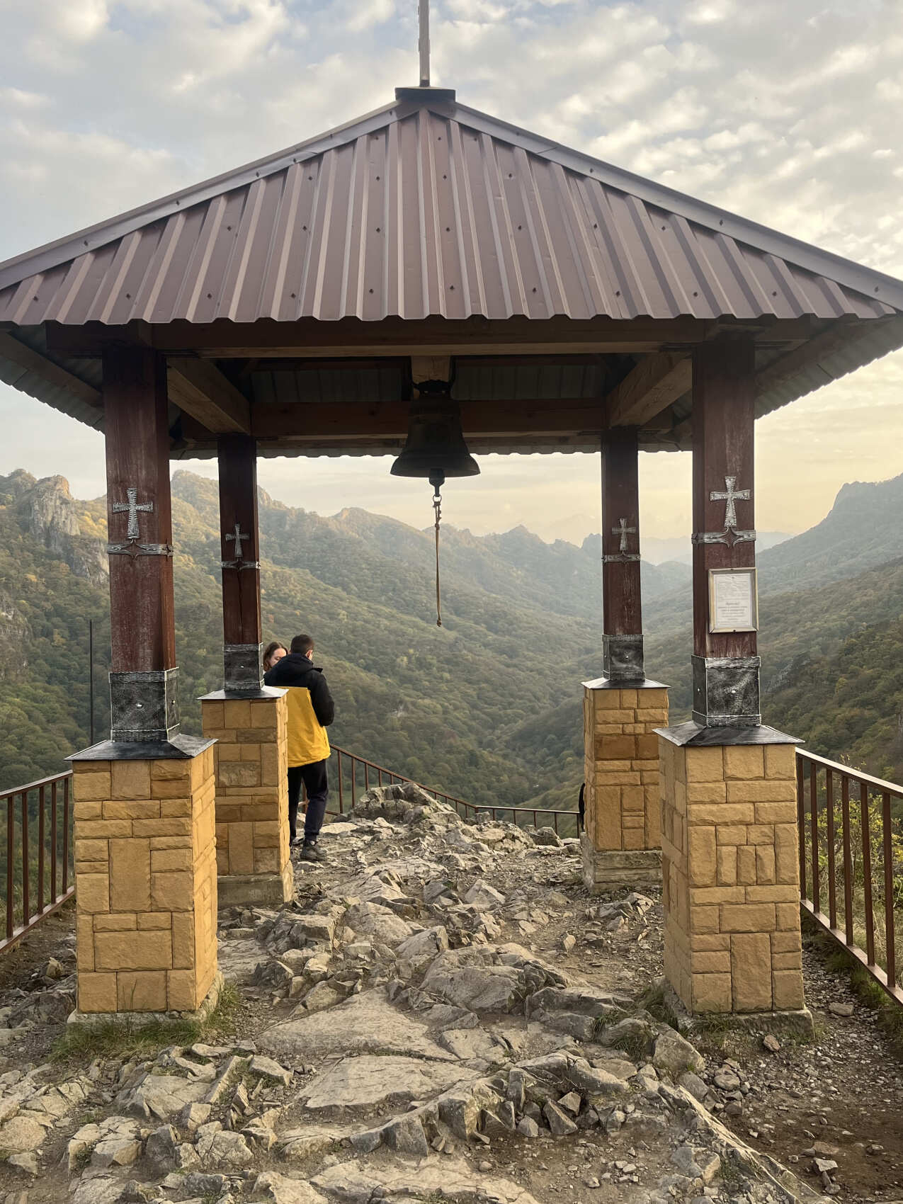 Джип  тур  в изюминку Кавказа  Домбай (16/19)