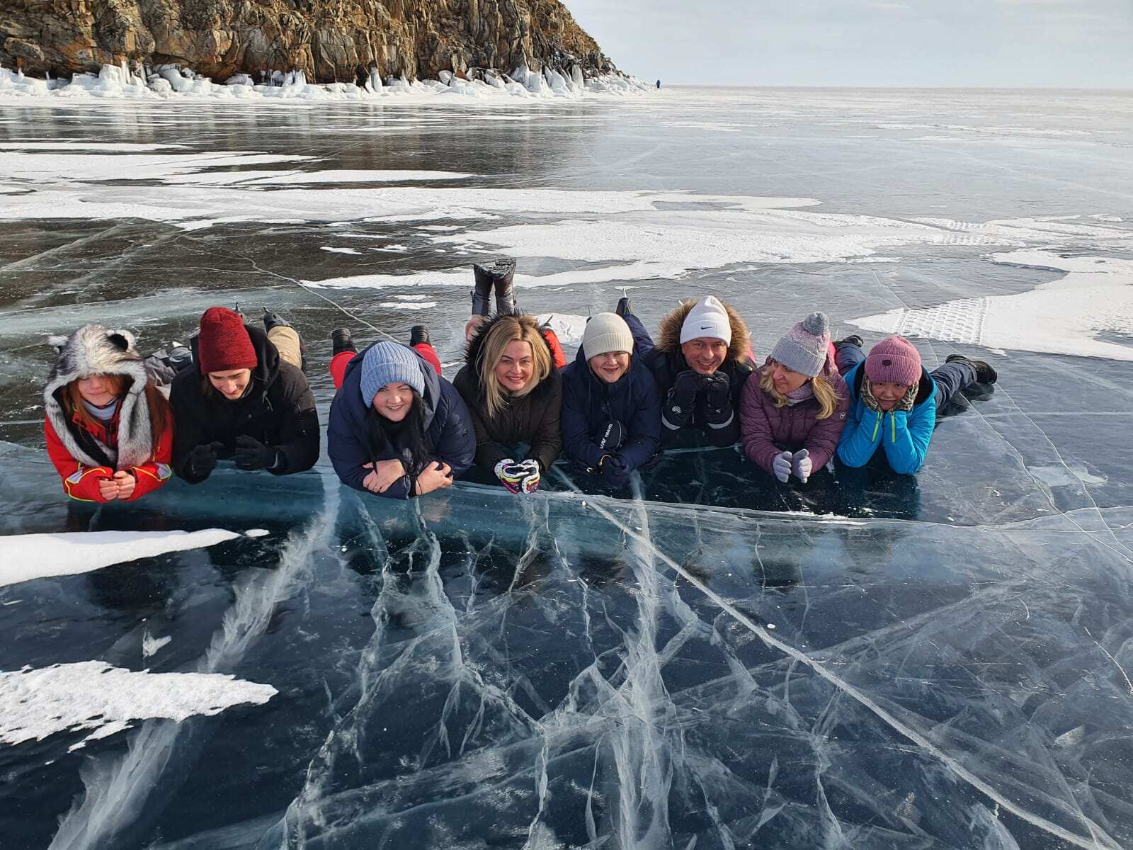 Лед Байкала за 4 дня. Горячее зимнее приключение. (13/26)