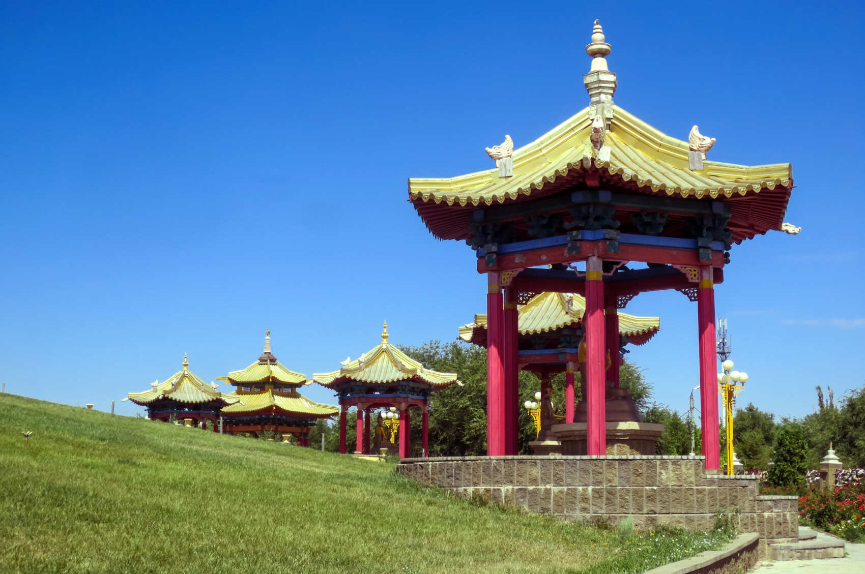 Тюльпаны Калмыкии: этнотур (10/49)