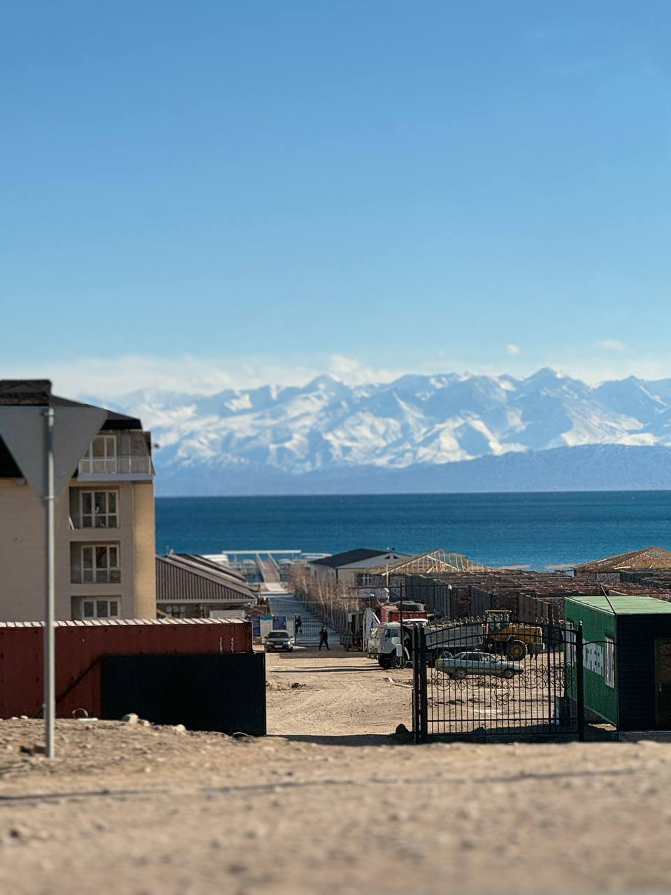 Захватывающее озеро Иссык-Куль и каньоны Кок-Мойнок