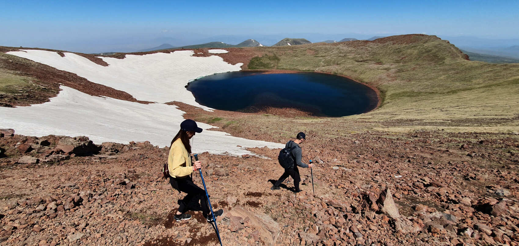 Огненные горы Гегамского  Хребта - джипинг и восхождение на вулкан Аждаак (3597м) (21/34)