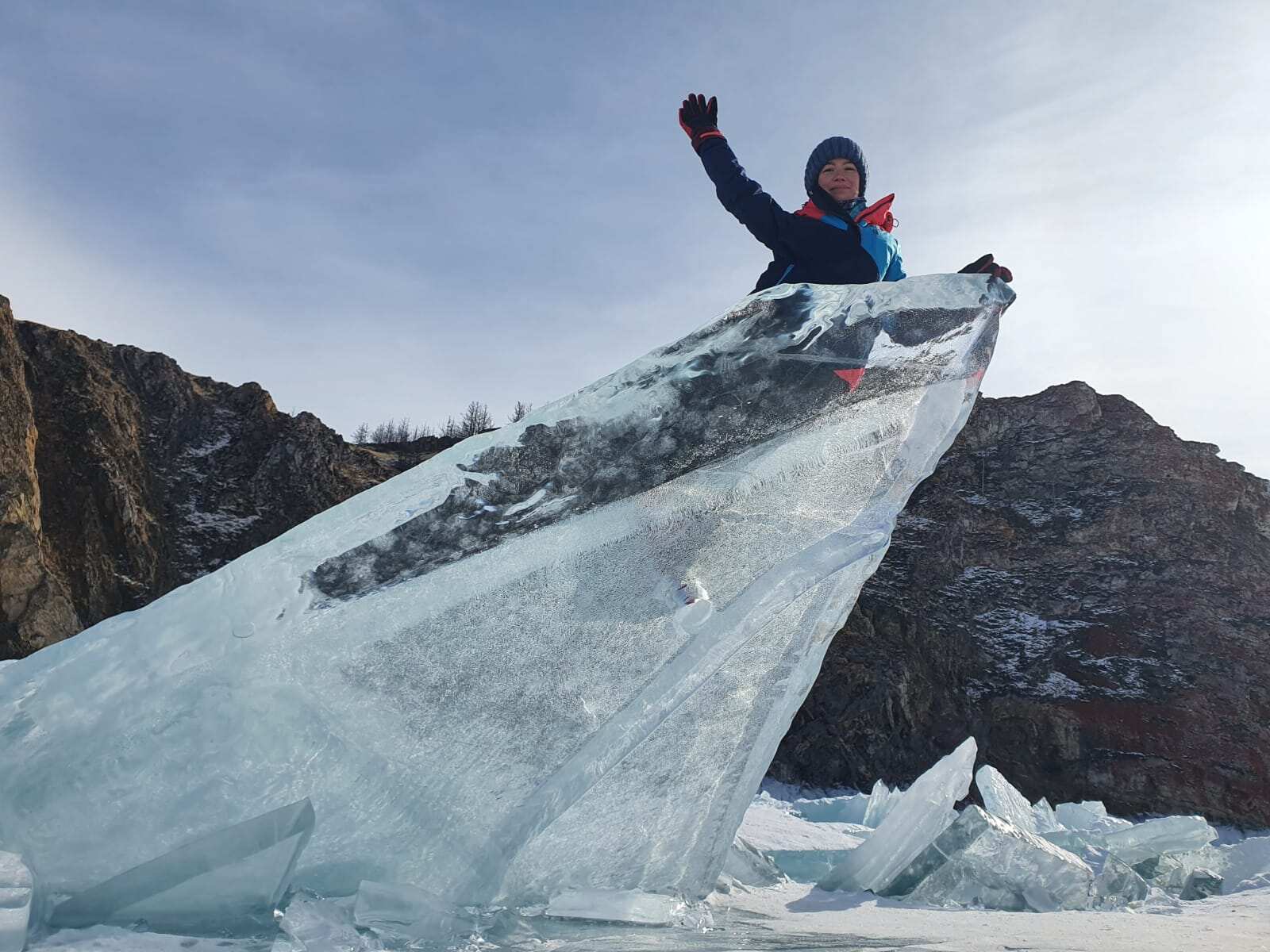 Лед Байкала за 4 дня. Горячее зимнее приключение. (8/26)