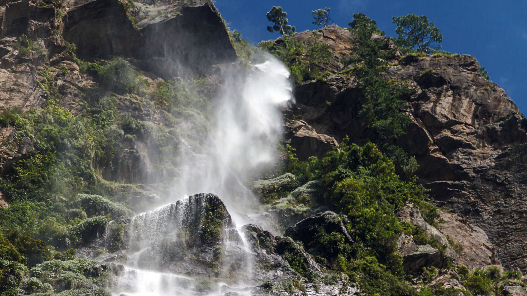 Поход по трассе Манаслу по долине Цум (6/7)