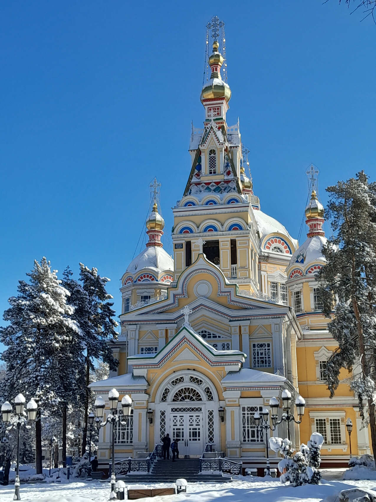 Под углом творчества с интересными людьми.