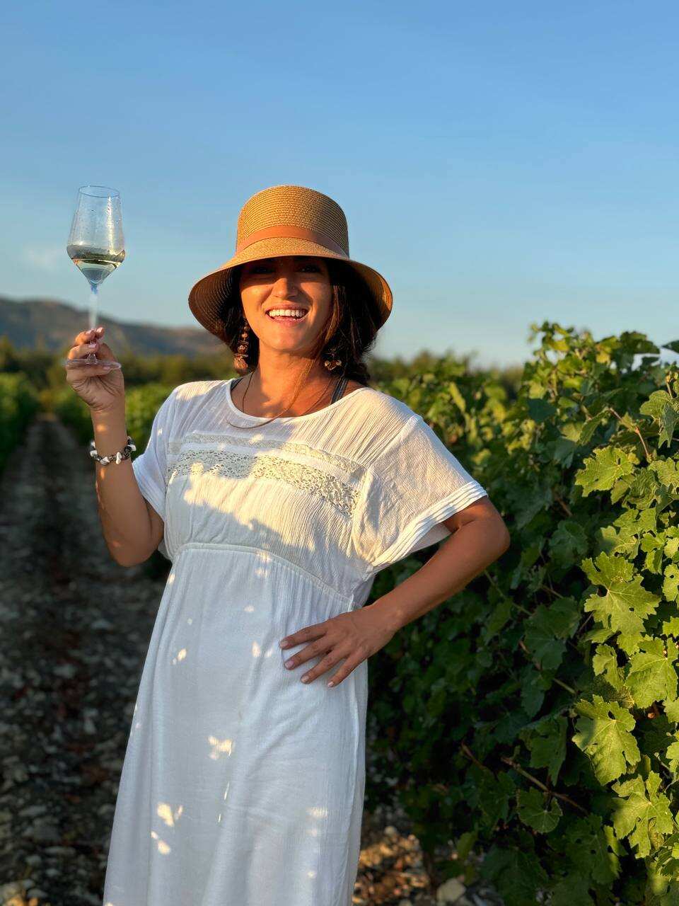 Девичник на Винодельнях: вино, яхта, жизнь у виноградников (3/45)