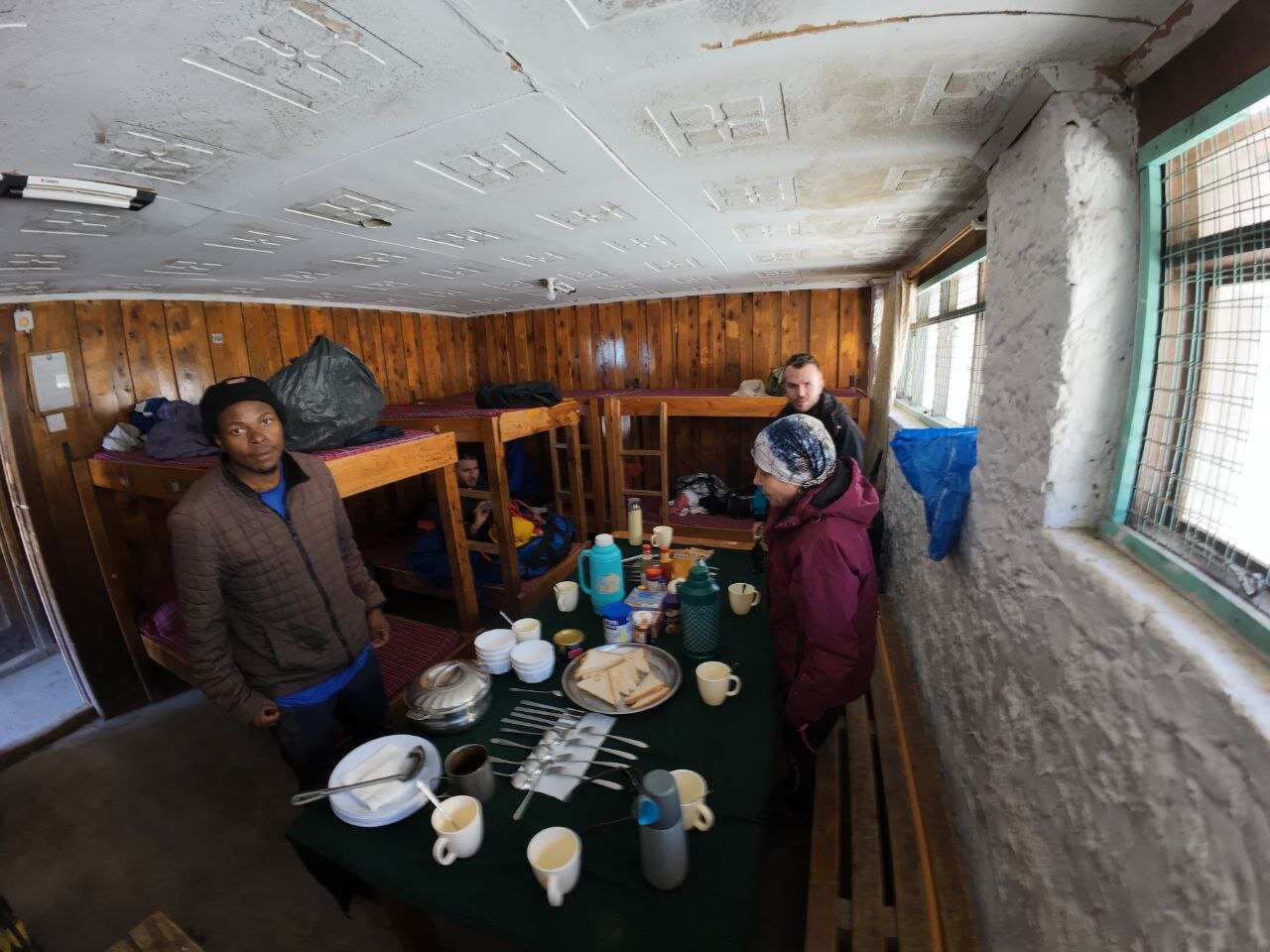 Восхождение на Килиманджаро по маршруту Марангу, 8 дней (6/9)