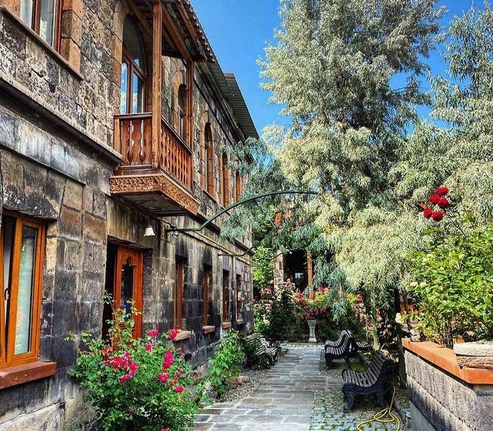 Обзорная экскурсия в Гюмри (Ленинакан) — Черная Крепость — Аричаванк (6/7)