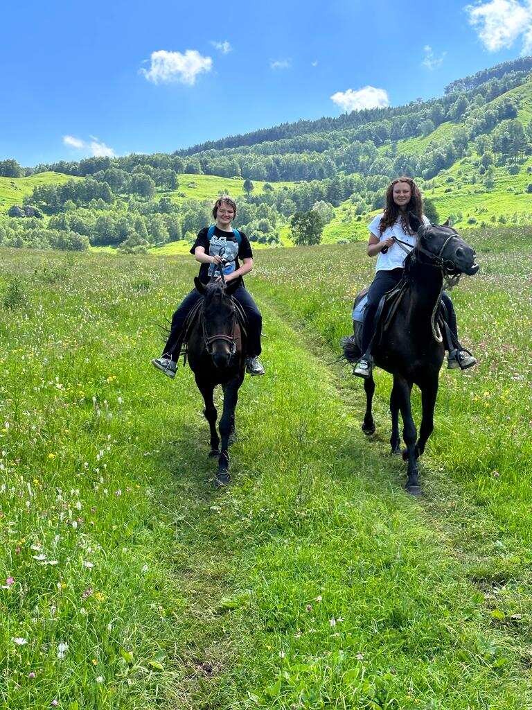 Конные прогулки в окрестностях Кисловодска (6/8)