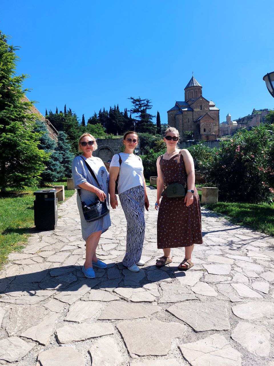 Грузия: худым и грустным не уедет никто (3/22)