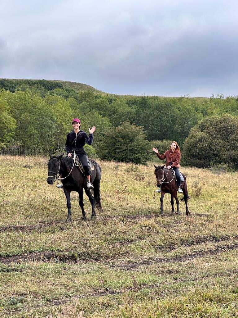 Конная прогулка в окрестностях Кисловодска (2/9)