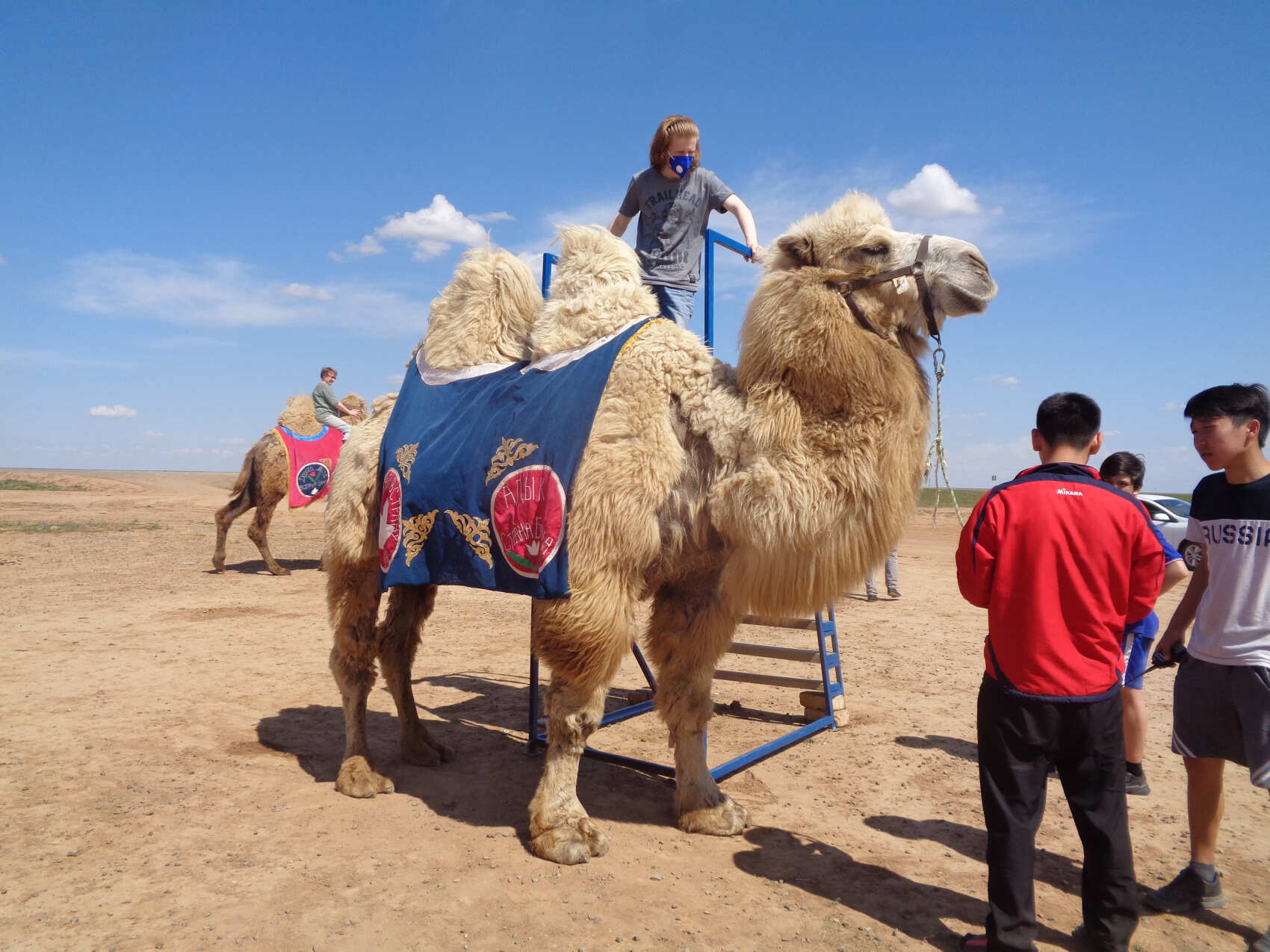 Калмыкия, тюльпанные поля, озеро Баскунчак и Золотая Элиста (5дн./5 ноч.) (7/51)