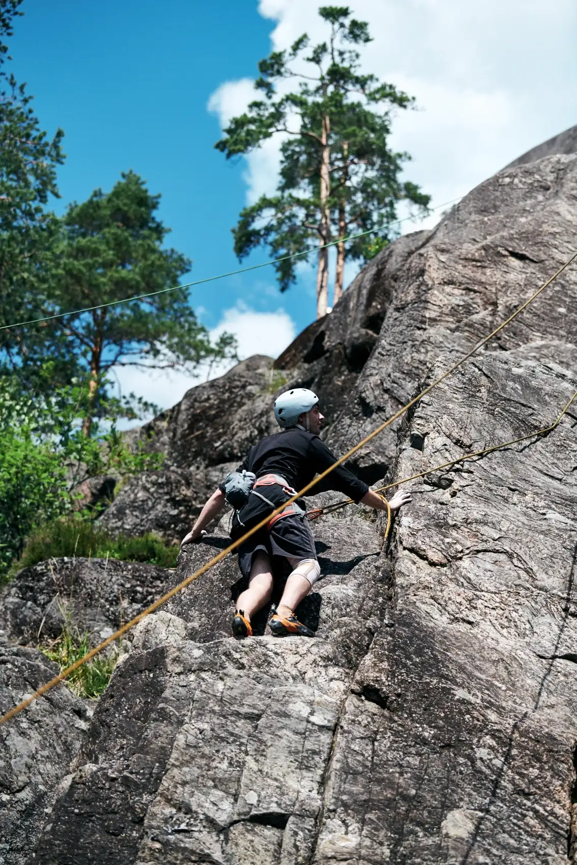 Ястребиное. Поход из Петербурга со скалолазанием и тарзанкой (4/15)