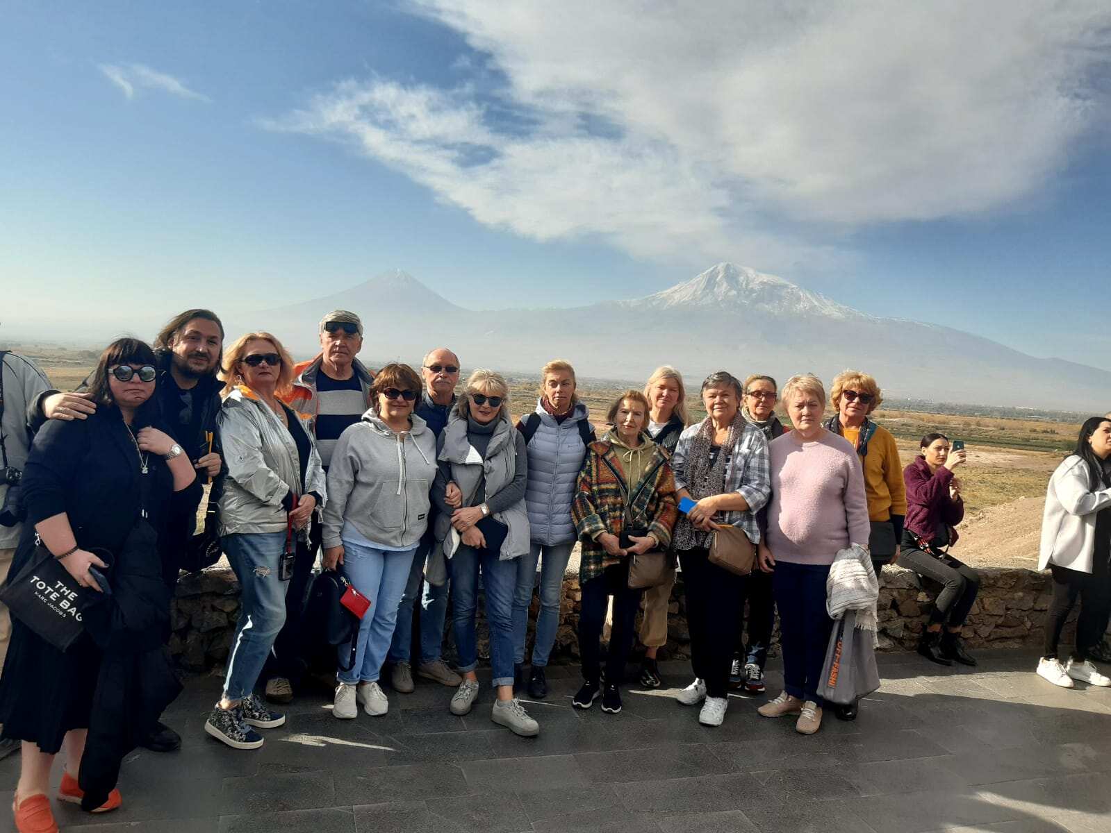 Экскурсия в Хор Вирап (гора Арарат)  - пещера Арени - Нораванк (7/18)