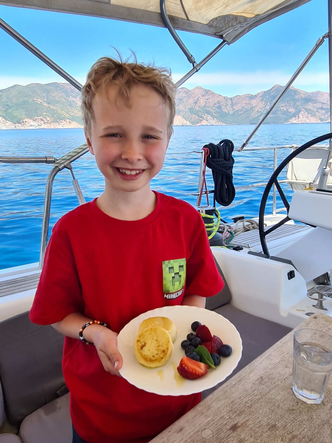 Морские тайны: увлекательные семейные приключения на яхте! (на Баварии из Финике) (8/44)