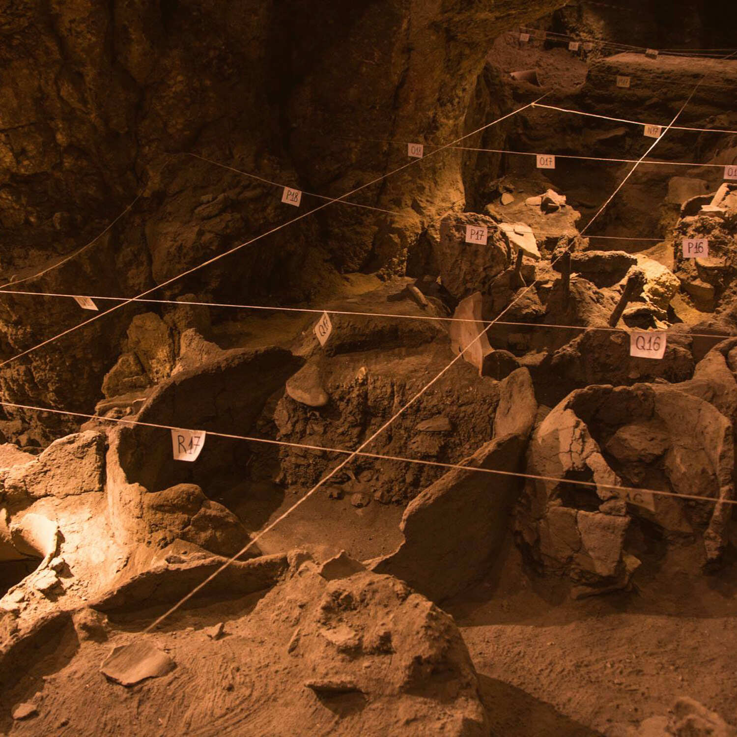 Индивидуальный тур в  Хор Вирап, Нораванк, пещера Арени (Пещера птиц), дегустация вин  (8/10)