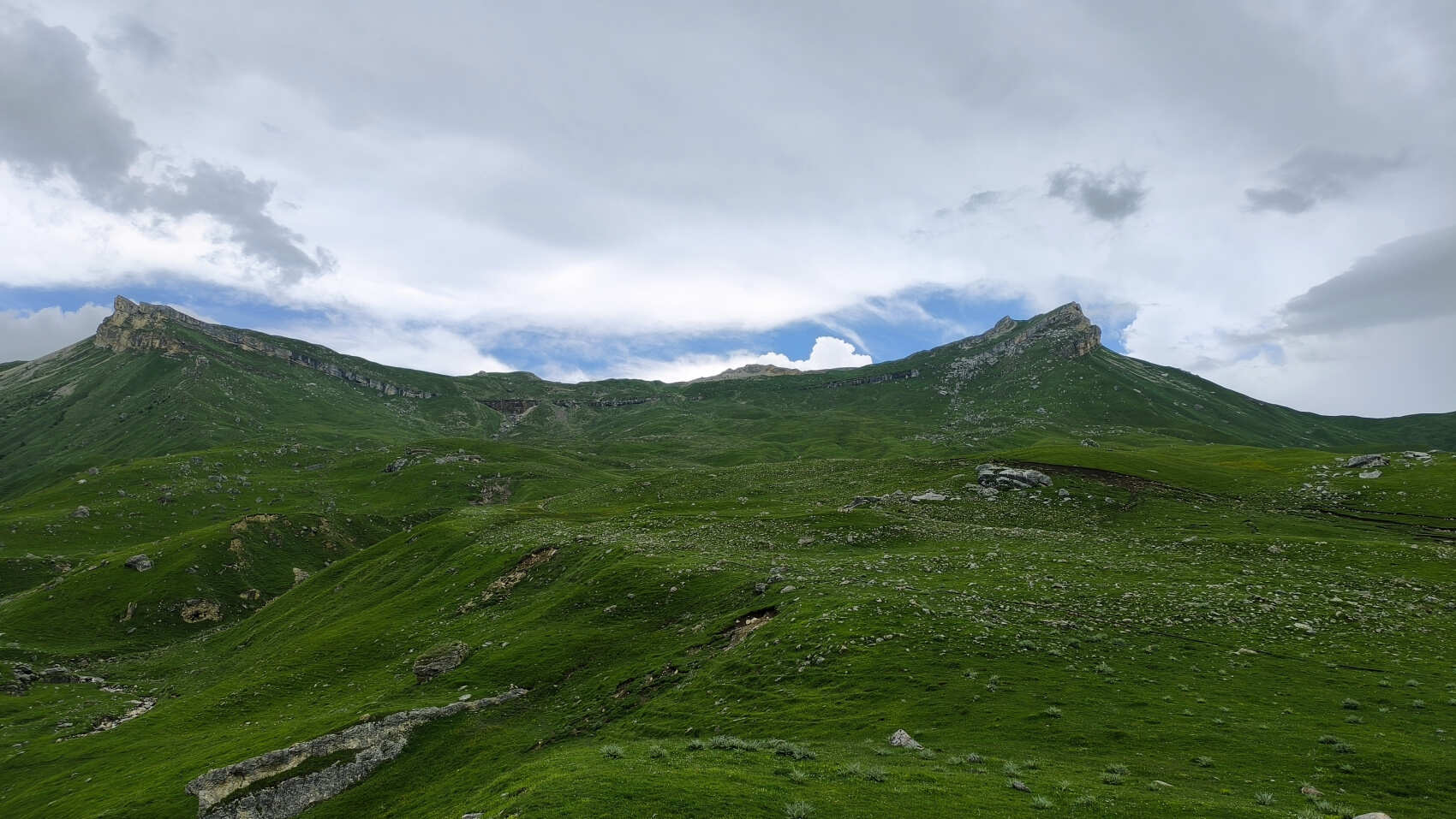 Восхождение на гору Акаро в Хунзахе. (8/16)