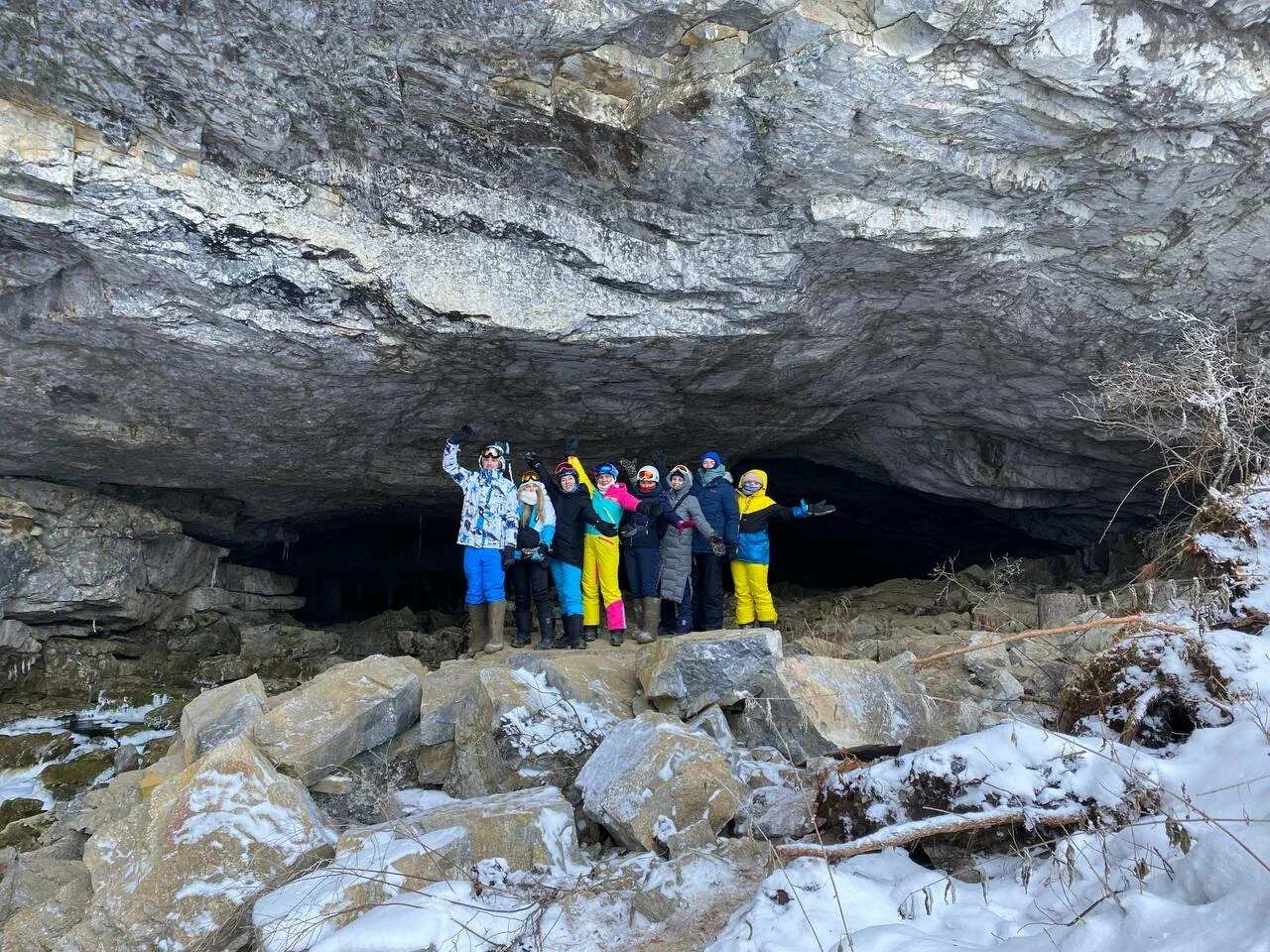 Тиндер тур в Шерегеш: в пещеры на снегоходах, фрирайд, парапланы (68/100)