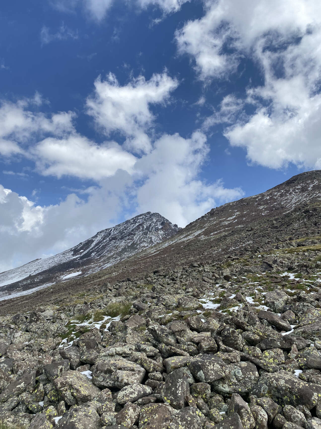 Восхождение (подъем) на южную вершину горы Арагац (11/11)