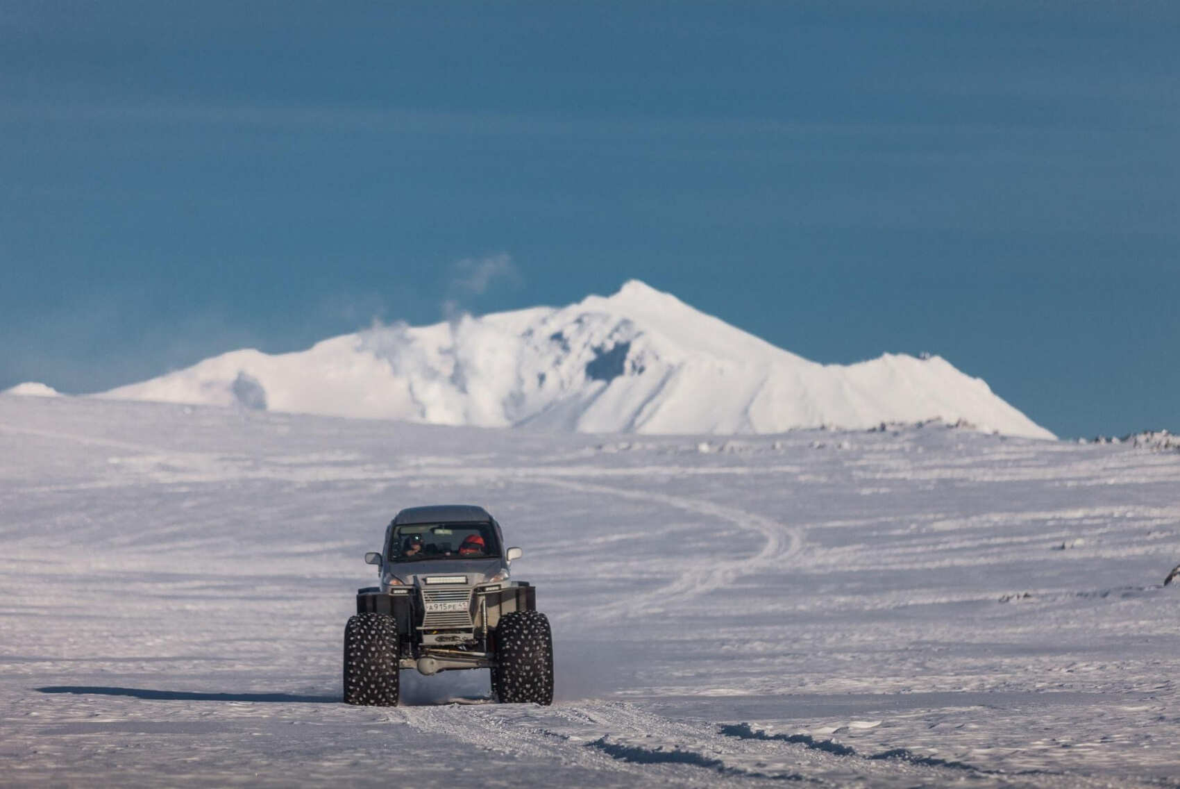 К подножью Мутновского вулкана на Камчатских Автоботах! (4/10)