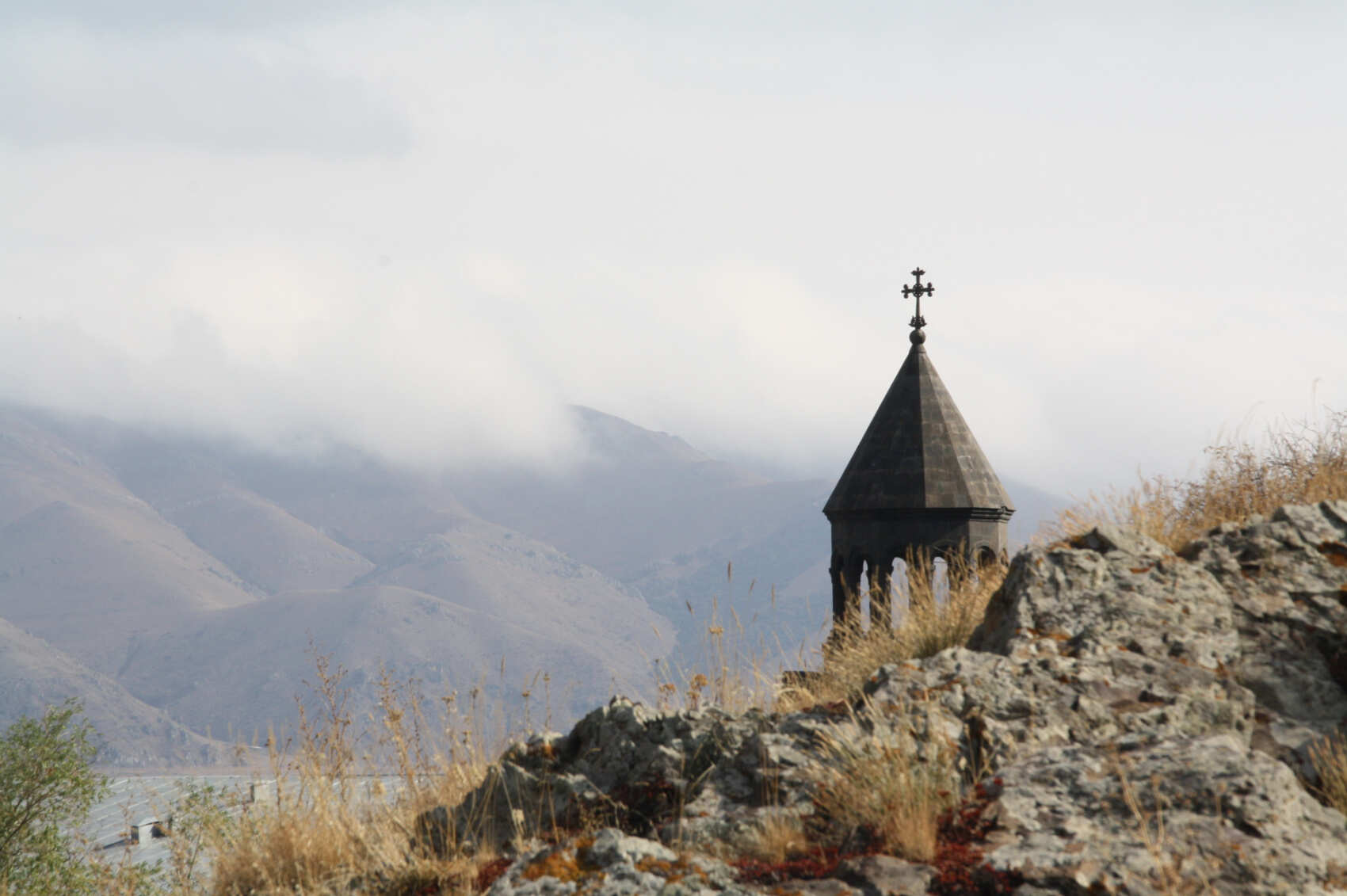 Экскурсия к озеру Севану и монастырям Агарцин и Гошаванк (4/18)