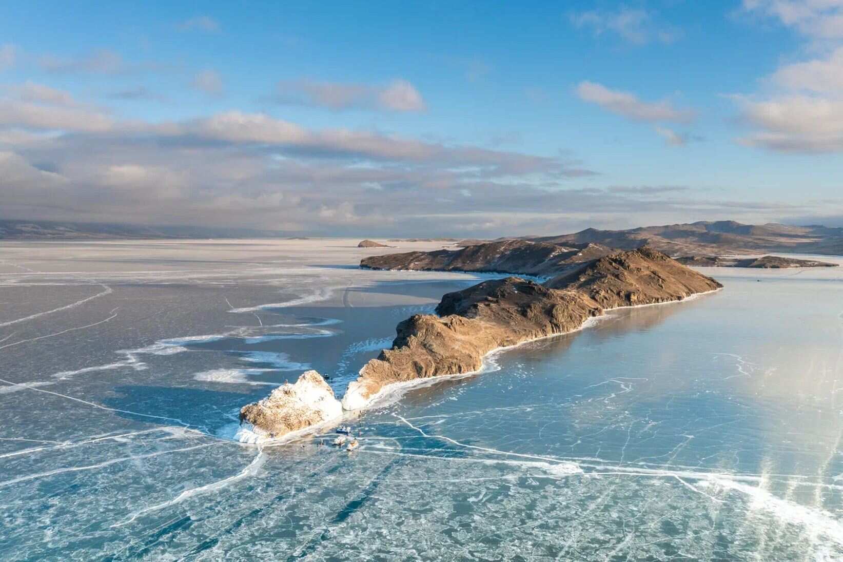 Космическая магия и лед Байкала: Иркутск, Малое Море, Ольхон, Тальцы и Листвянка. (19/117)