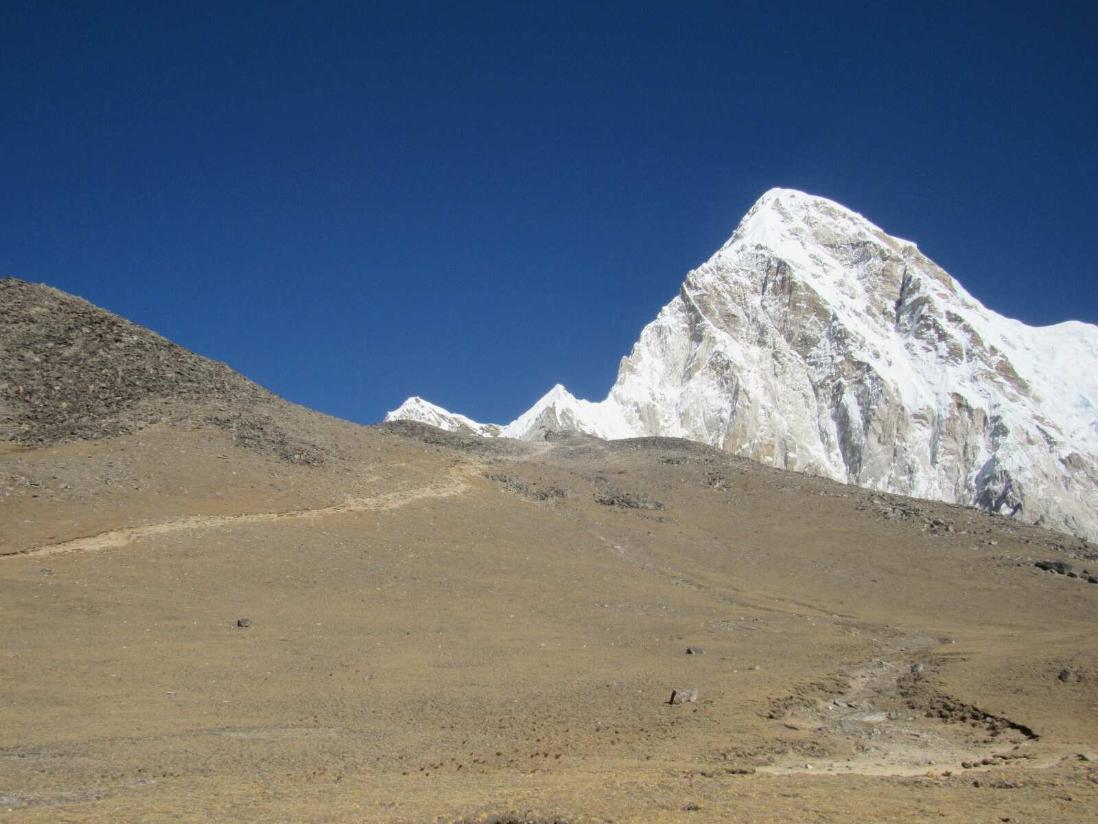 Fly To Everest Base Camp In Helicopter (7/7)