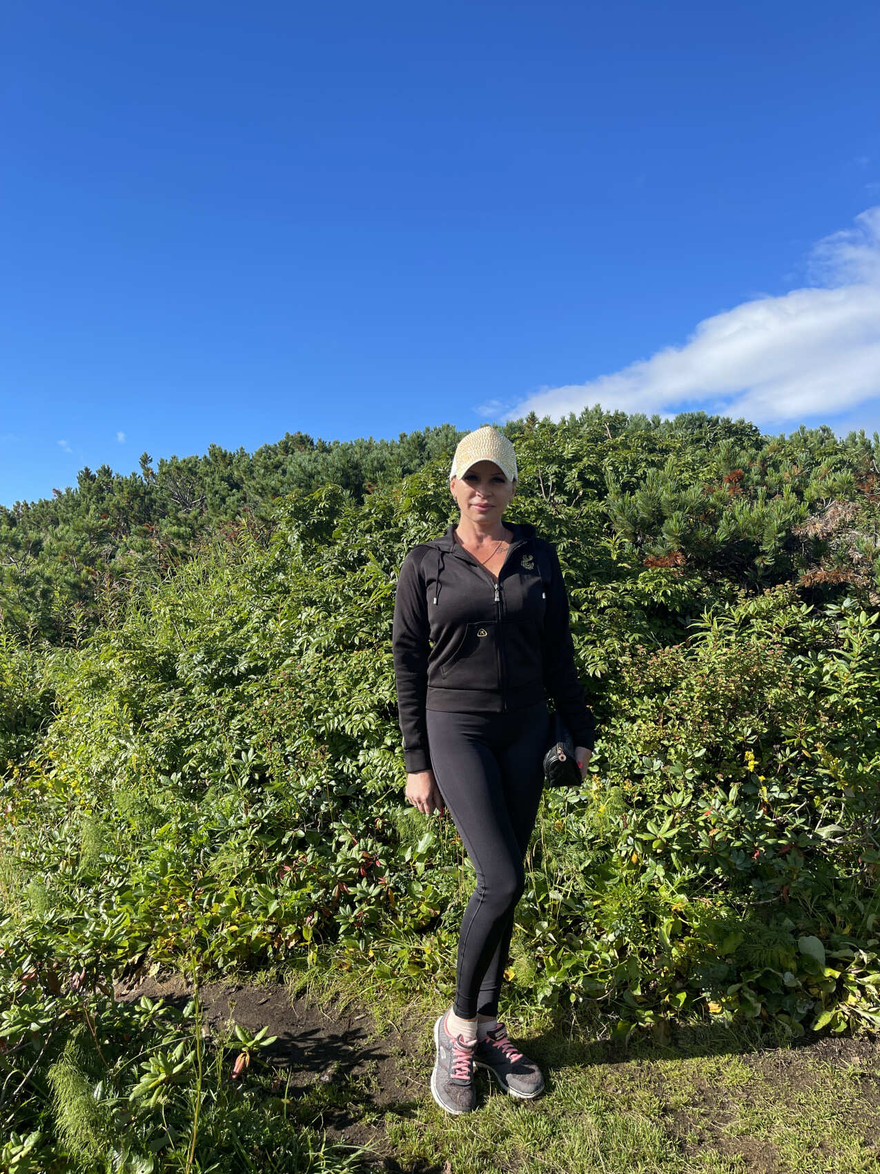 Вилючинский Перевал, Застывший Водопад И Дикие Термальные Источники (4/23)