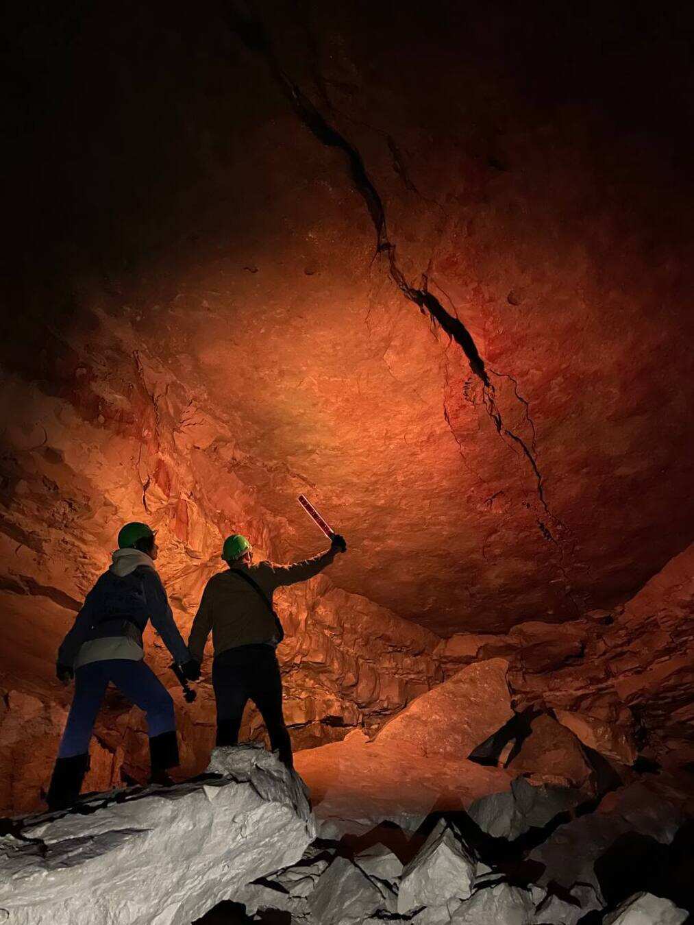 Юрьевская пещера и гипсовые штольни. Камское Устье (3/15)