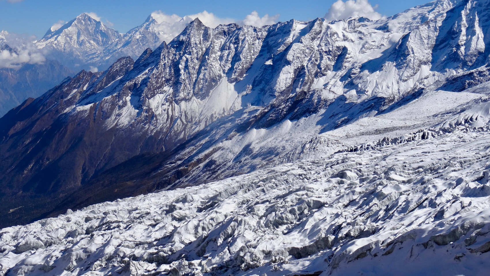 Поход по трассе Манаслу по долине Цум (3/7)