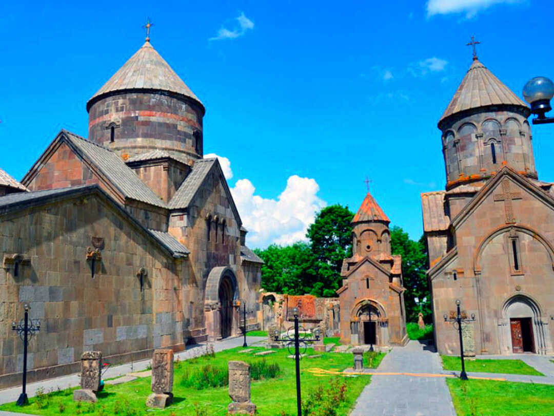 Индивидуальный тур:Цахкадзор, Монастырь Кечарис, Канатная Дорога (3/8)