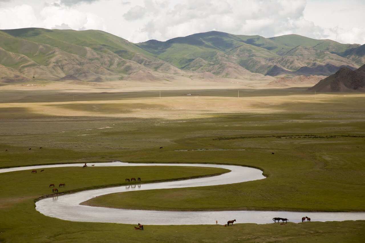 ВНЕ ПОПУЛЯРНЫХ МАРШРУТОВ (39/59)