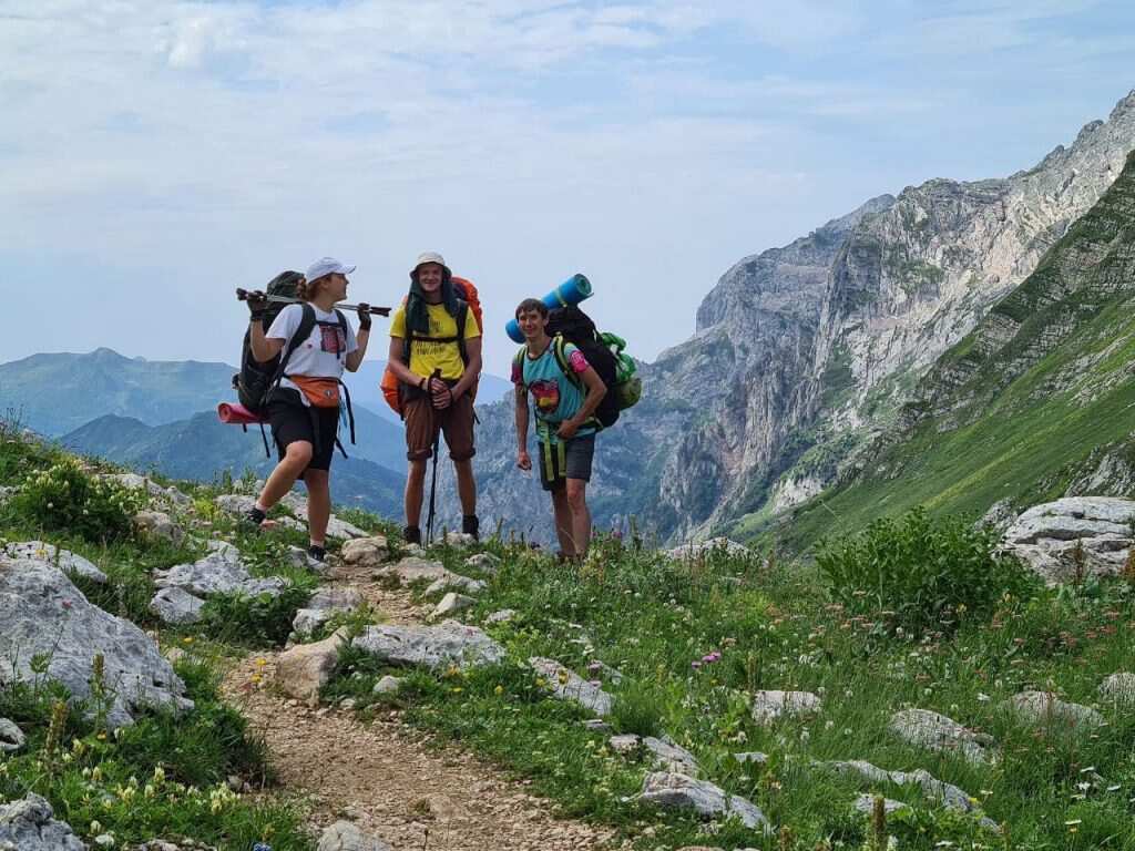 Через горы к морю по 30 маршруту (8/23)