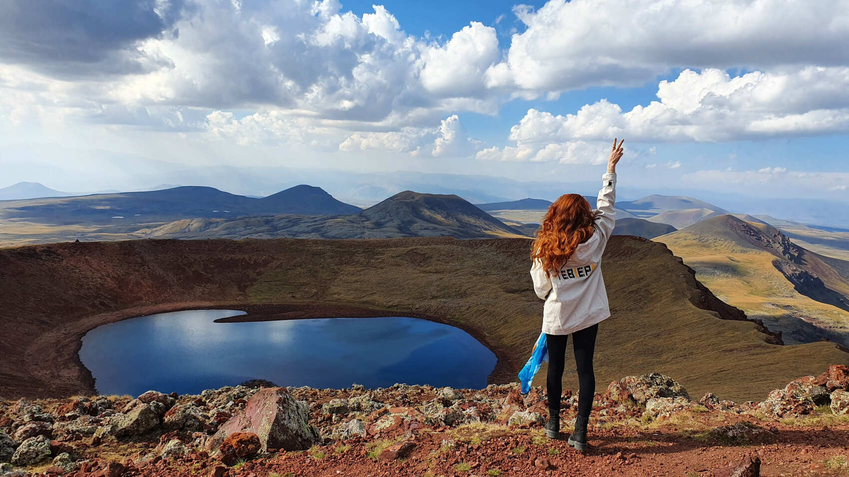 Огненные горы Гегамского  Хребта - джипинг и восхождение на вулкан Аждаак (3597м) (2/34)