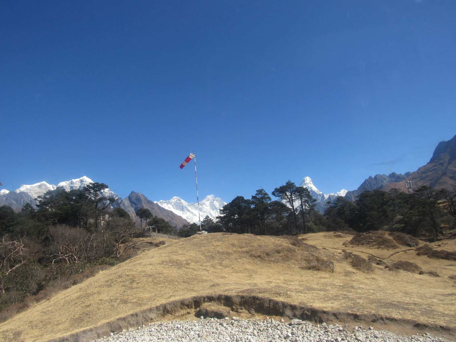 Fly To Everest Base Camp In Helicopter (6/7)