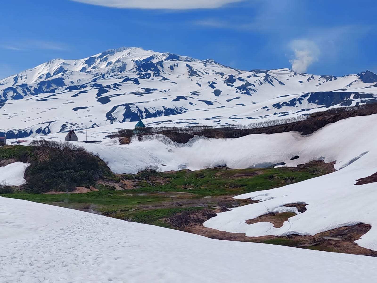 На Вездеходе  к действующему вулкану :Каньон Опасный , Мини-долина Гейзеров (6/9)