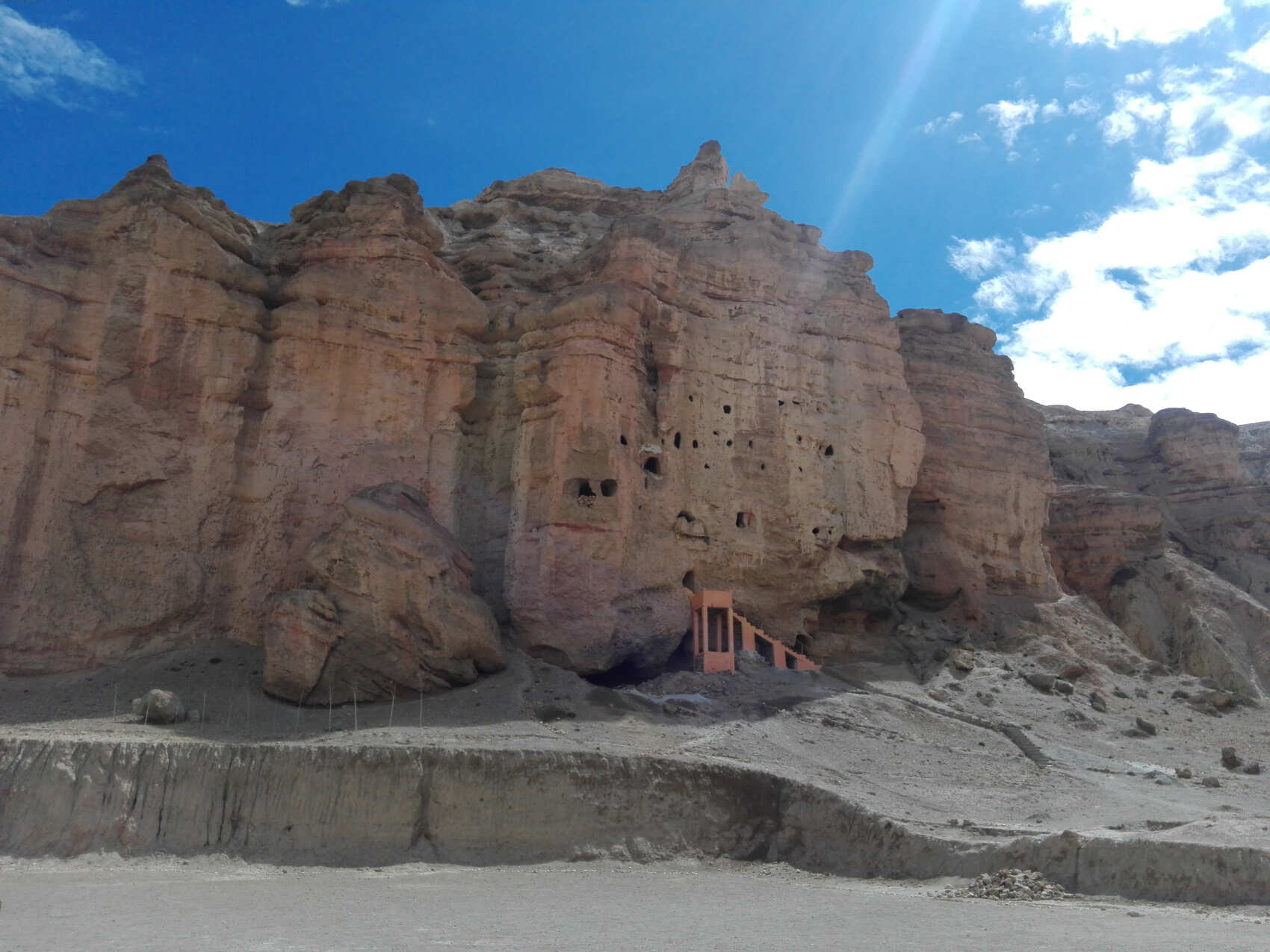 Поход в Верхний Мустанг с русскоговорящим гидом (3/27)