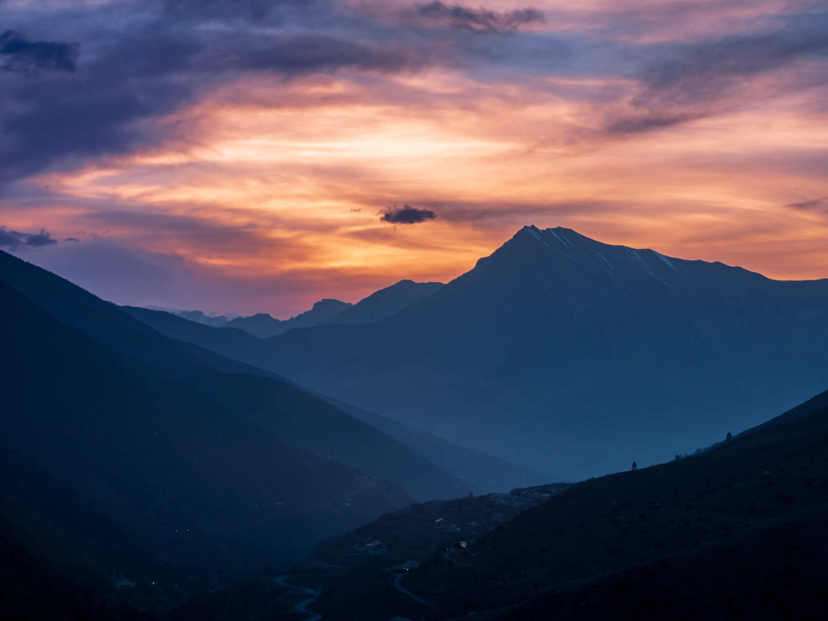 Самые красивые и безлюдные места Горной Ингушетии вместе с фотографом (11/40)